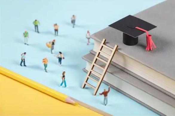 学历贬值最根本的原因是什么？现在一个本科毕业，甚至是一本毕业，找工作时候的“