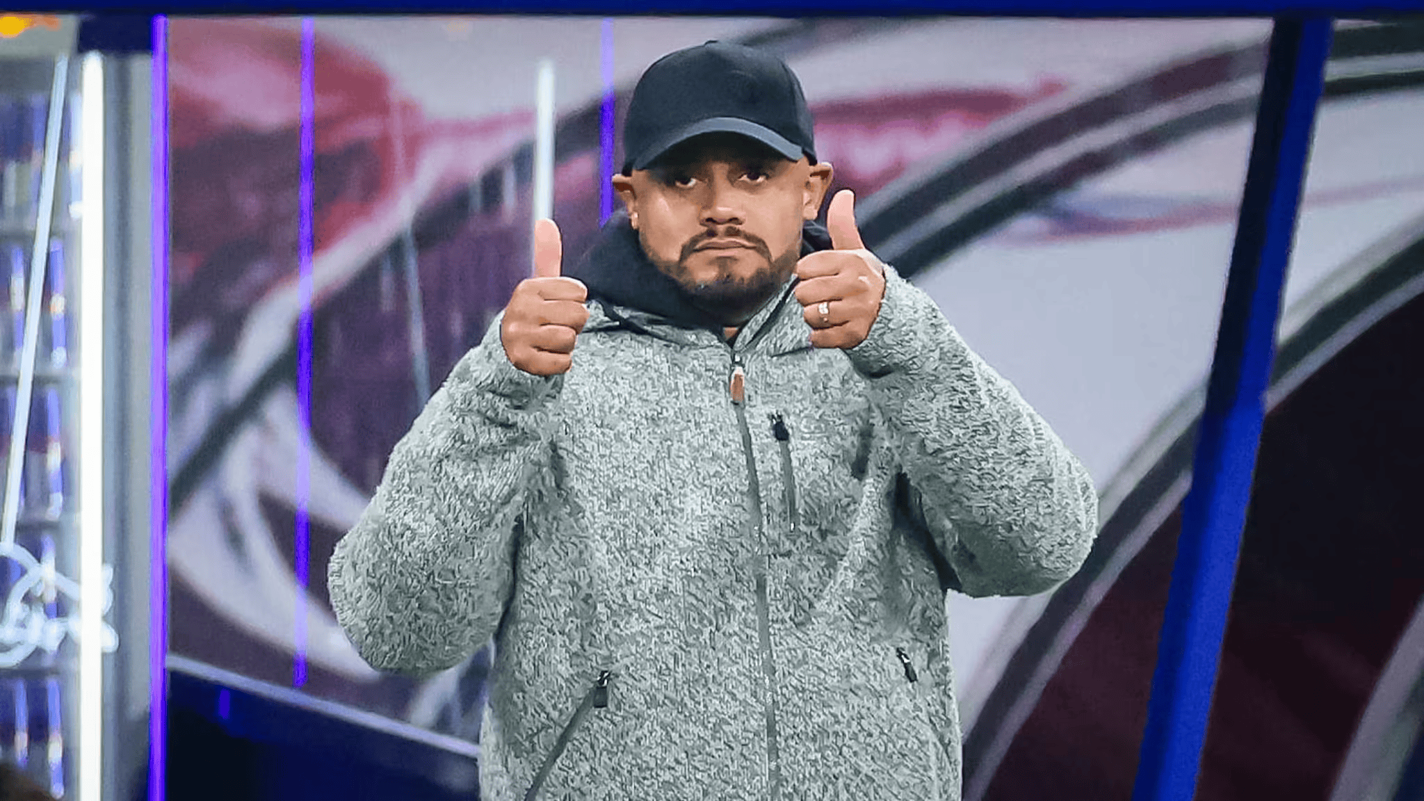 孔帕尼: 我们下半场多跑了6公里, 是一种纯粹的“老派”足球