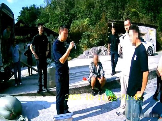 贵州遵义，村民张某某家中新收的2000多斤玉米，卖出1000斤后，次日发现剩余玉