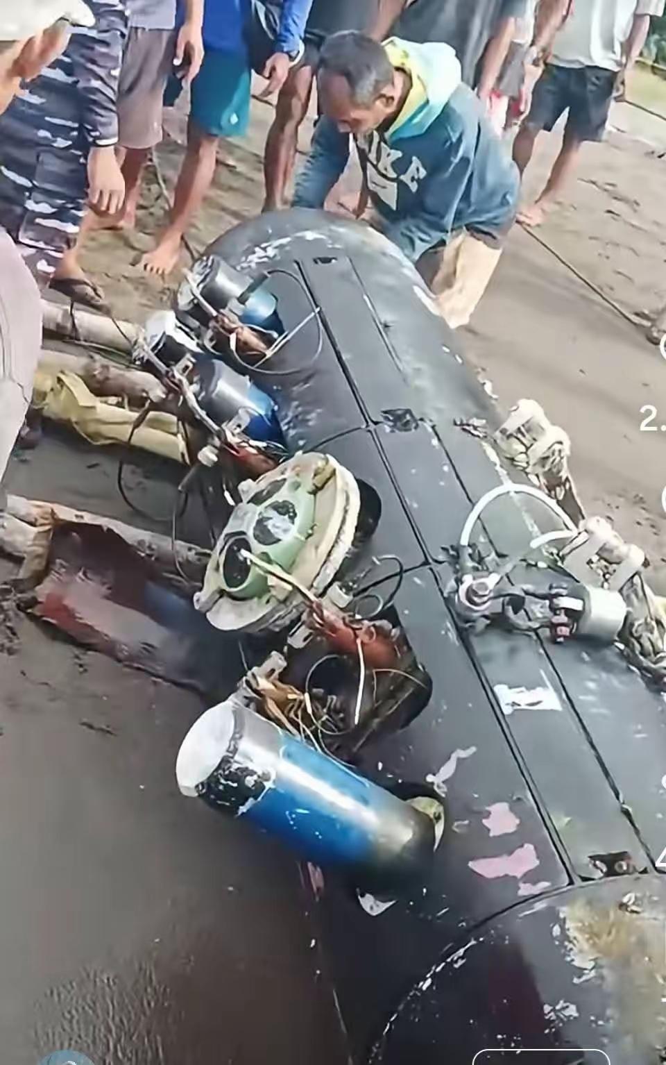 印尼渔民一网下去，捞到了一个大家伙……上边大大方方印着汉字：七一0⃣️所研制