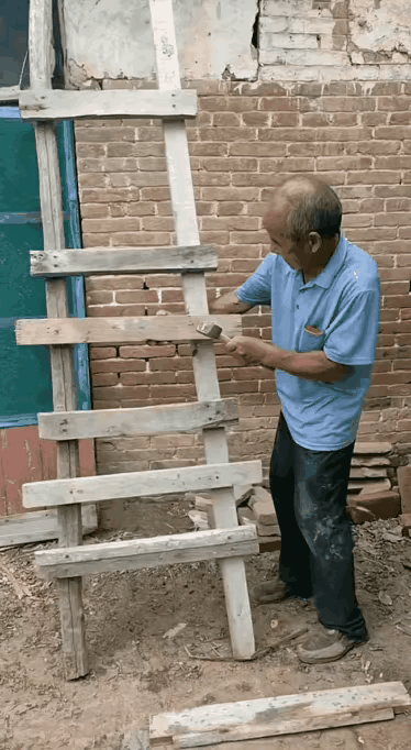 这是不是故意的[笑着哭]应该没人会蠢到这种程度吧，要是真的可怎么出来啊。不经过别