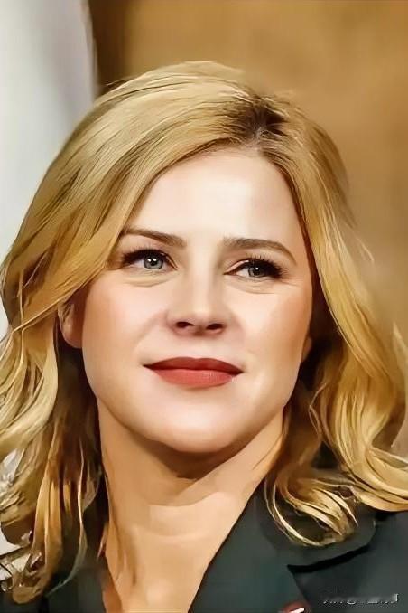 拉脱维亚这波够硬气！就2月17号的事儿，这个波罗的海边上的小不点国家，眼都不