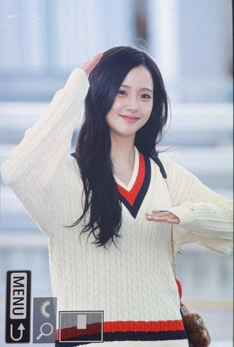被Jisoo这张脸硬控了​