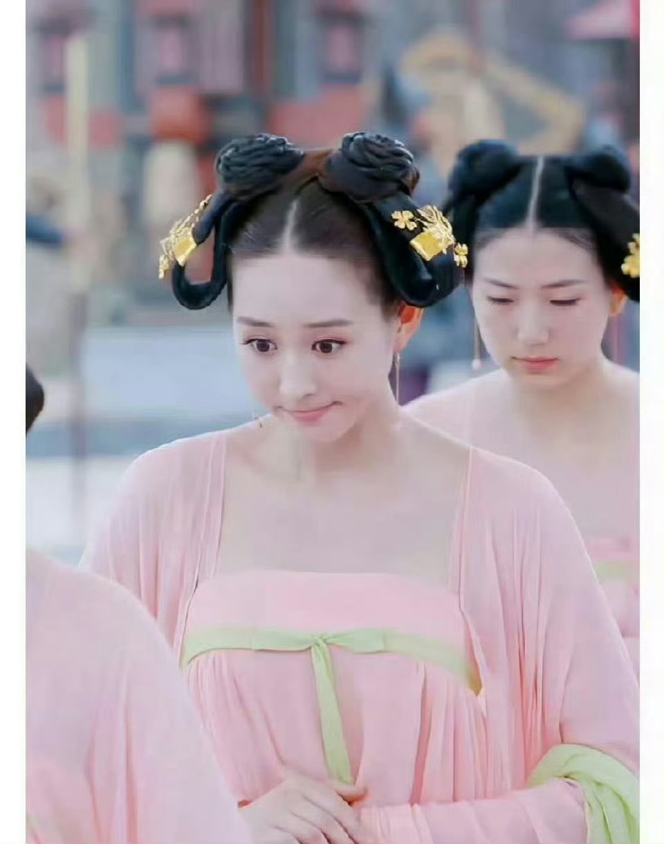 抹胸居然是后期为了播出才剪辑的唐朝真的这么开放吗