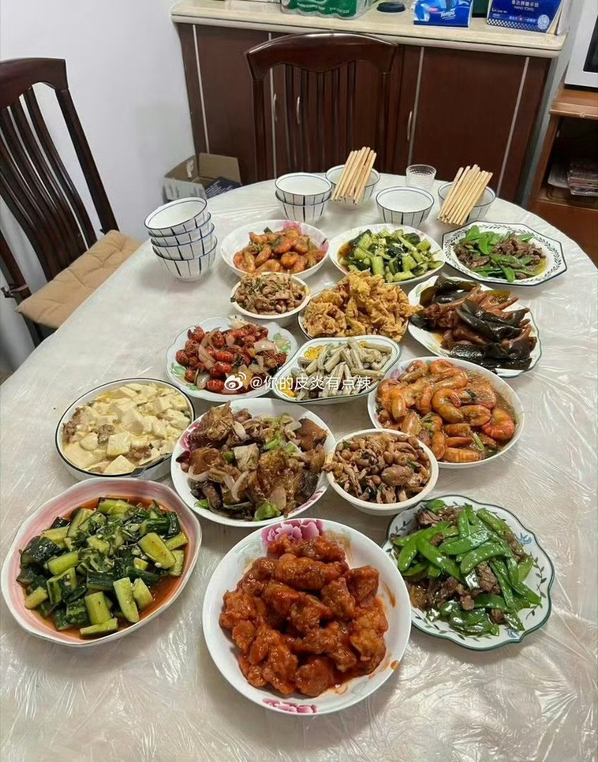 左边是在儿子家，右边是在女儿家，这差距​​​