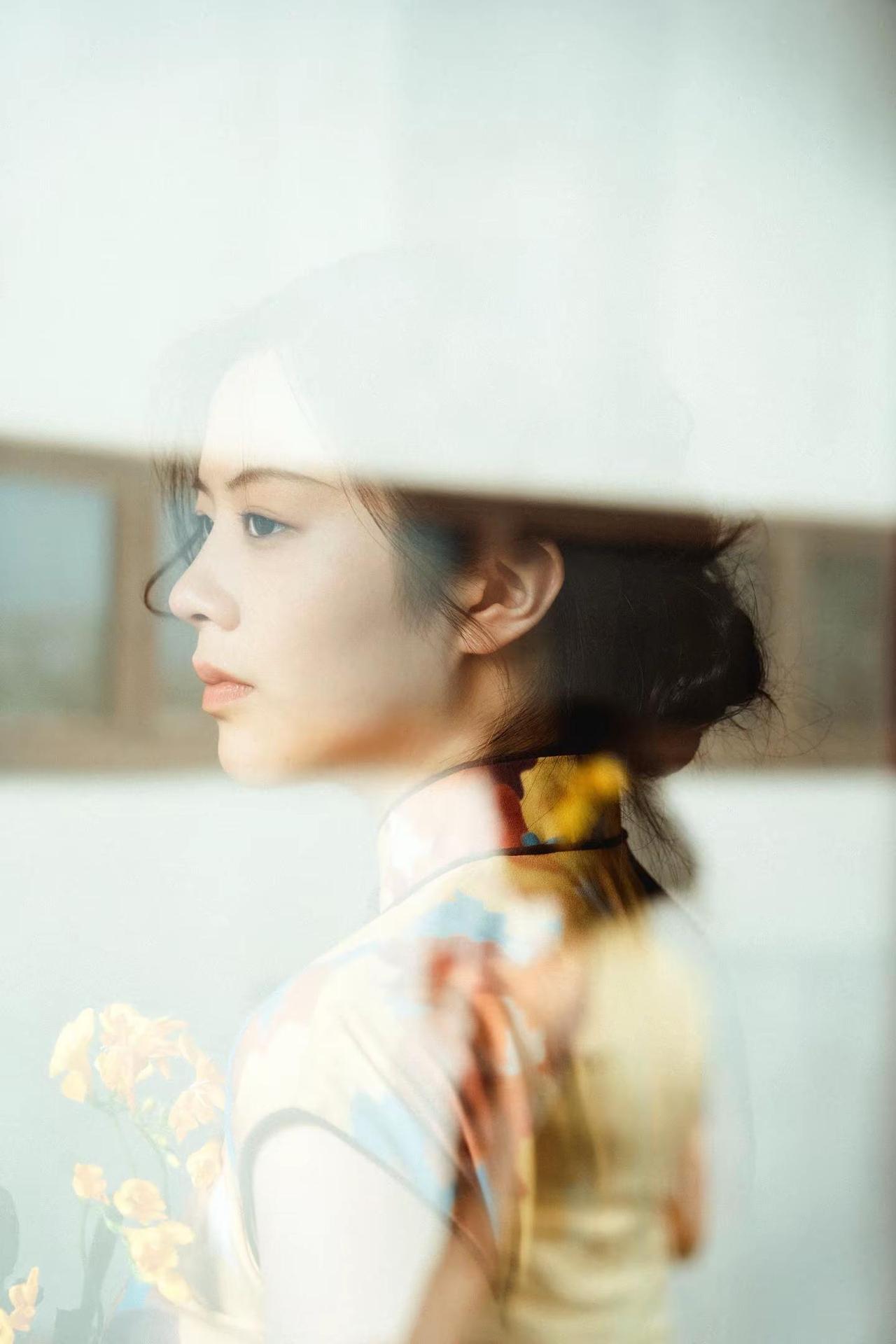 感我此言良久立。旗袍复古氛围东方美古典美