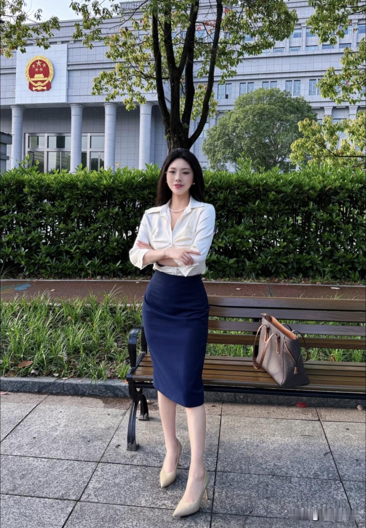 一位长期办理离婚财产案件的律师说：“女人离婚之后，财富基本就停止增长了，这是我经