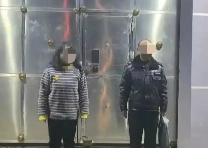 “狼心狗肺用这么脏的水给人吃！”福建三明，女子在短视频平台上多次发视频辱骂镇长，