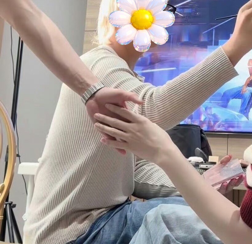晚上就这样嗯嗯对​​​