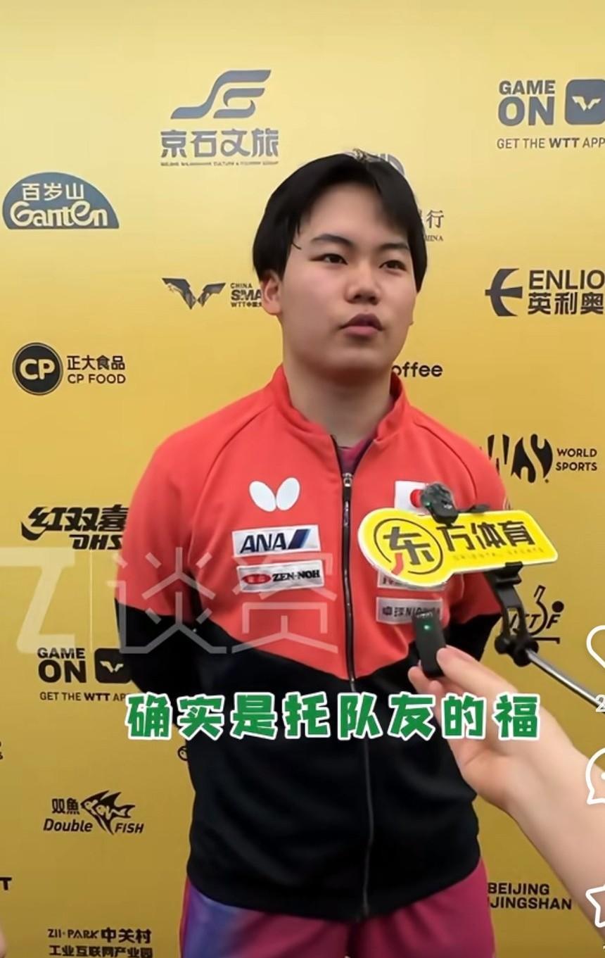 松岛辉空回应自己在乒超喝饮料。今天是中国大满贯正赛的首个比赛日，松岛辉空是3-
