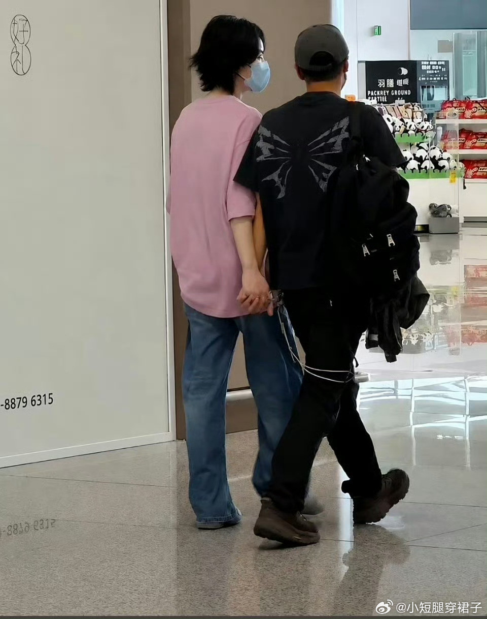 谢霆锋王菲还是老辈子的爱情靠谱呀