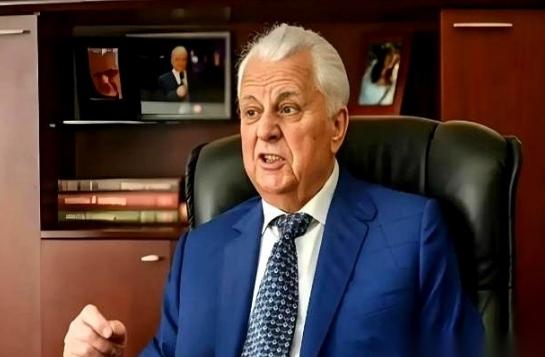 一群乌克兰的顶尖专家，在中国采访镜头前潸然泪下。你以为是受了什么天大的委屈？