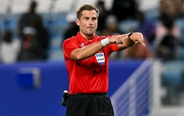 球迷迎来喜讯，u23亚洲杯半决赛中越之战的主裁和VAR都是中超老熟人。明晚这