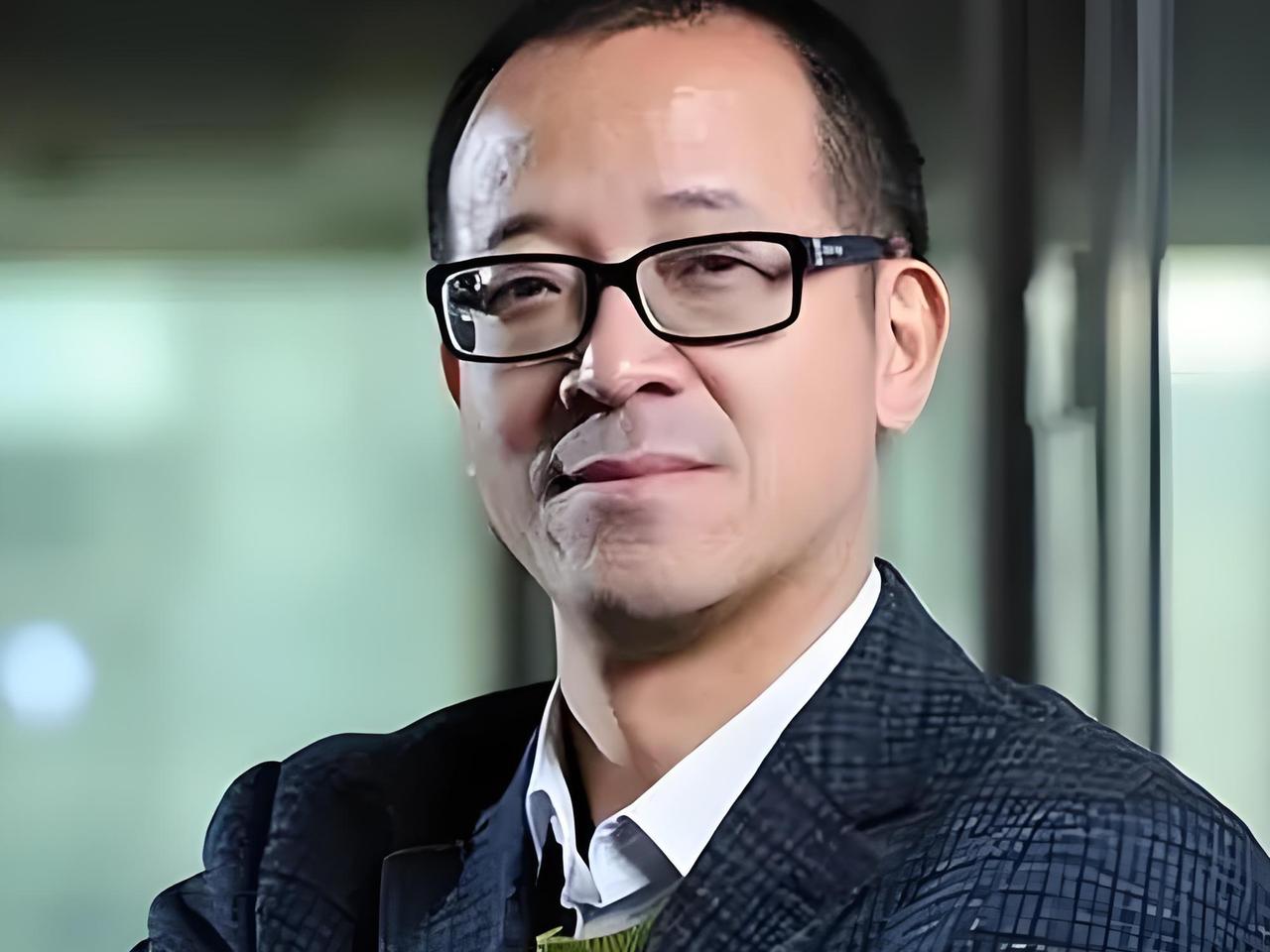 俞敏洪说：“人光是勤奋是不管用的，你在低维度上的勤奋，就像一头牛或者一头驴拉了一