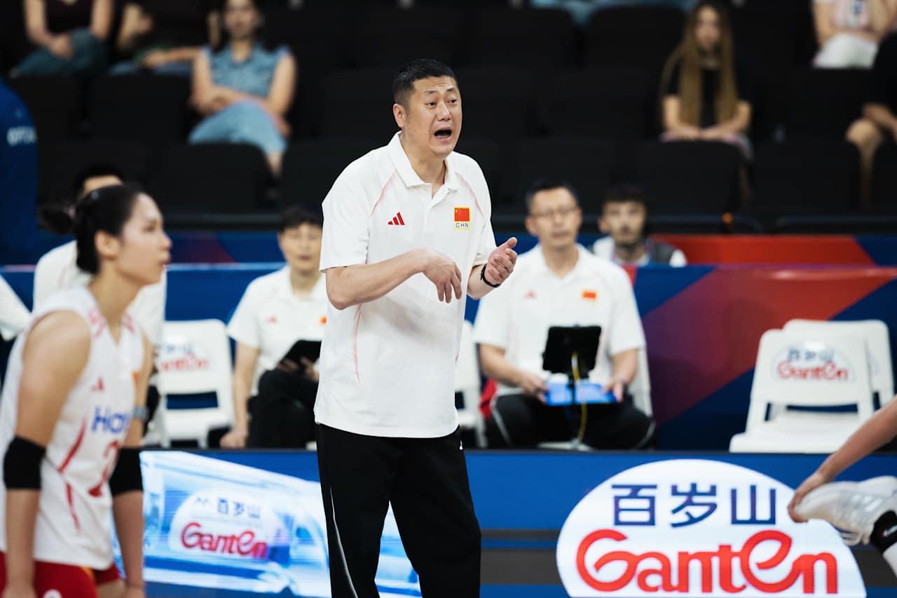 王媛媛一击制胜，中国女排25-20拿下第4局，将德国拖进决胜局北京时间6月17