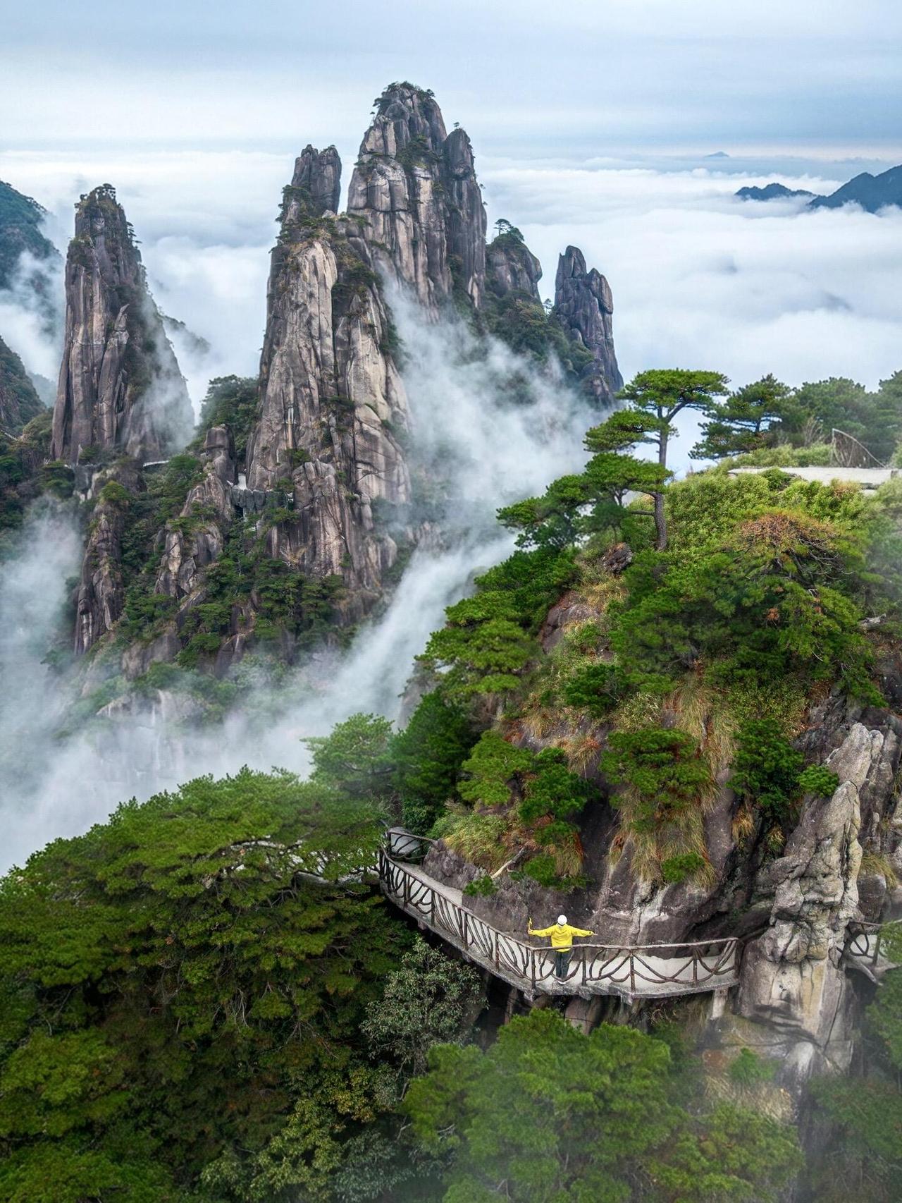 三清山大家去过吗？风景绝美震撼，徒步却累到让人怀疑人生！其一，景色堪称一流！