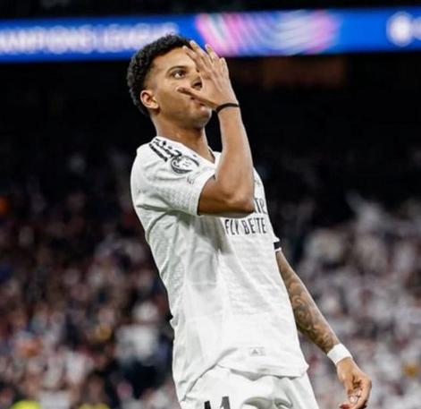 罗马诺的消息，罗德里戈已经成功的完成了手术，准备开始自己得恢复期。预计一切顺利的