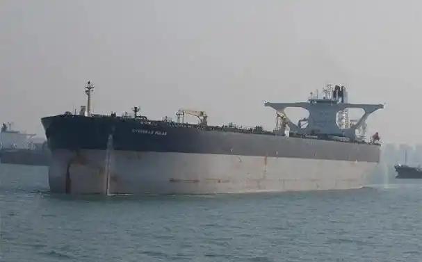 接二连三，美国扣船上瘾，但这次恐要失手了！刚刚，美国又委内瑞拉附近国际水域，拦截