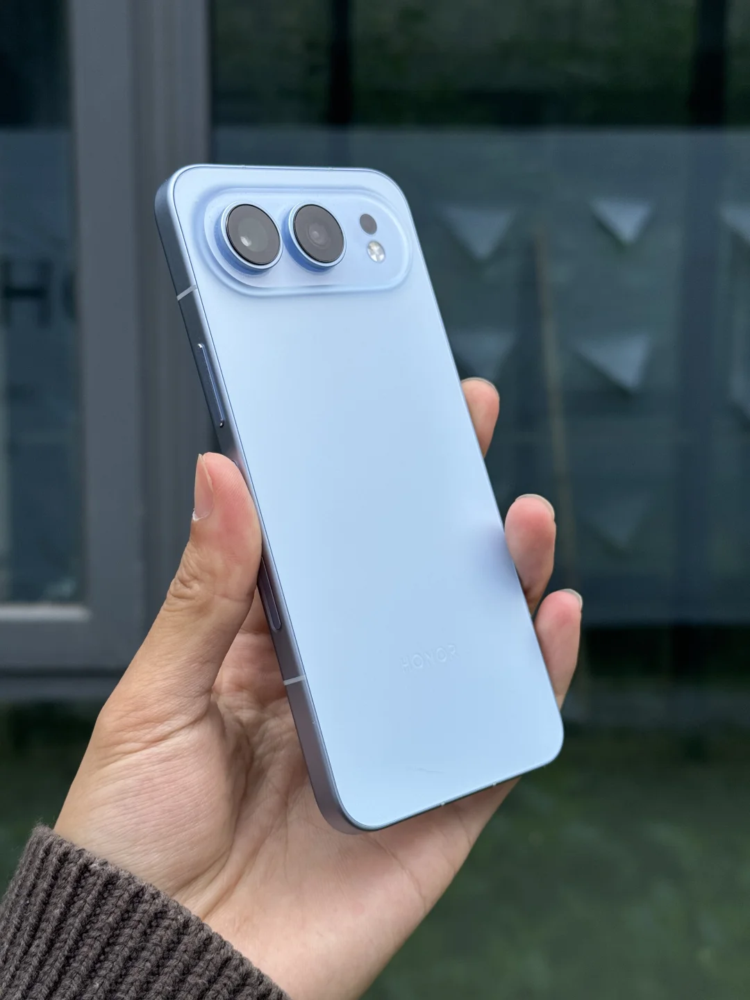 荣耀500要不是我真用过差点就被你们忽悠了！ 什么3000元以下都是智...