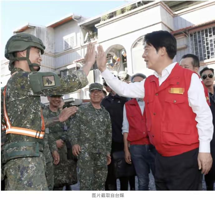 民进党真够蠢的！还有大罢免的思维与做法来处理花莲的这次堰塞湖溃堤的事件。尤其