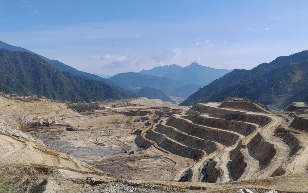 韩媒报道中国发现世界第二大稀土矿，满是无力感——这就是强者运强吗？储量966