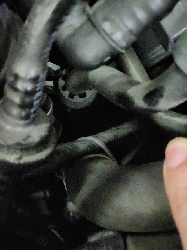 23速腾280超越磨水管本来没注意，一万八了保养一看，擦，挺深一槽了都，4儿子