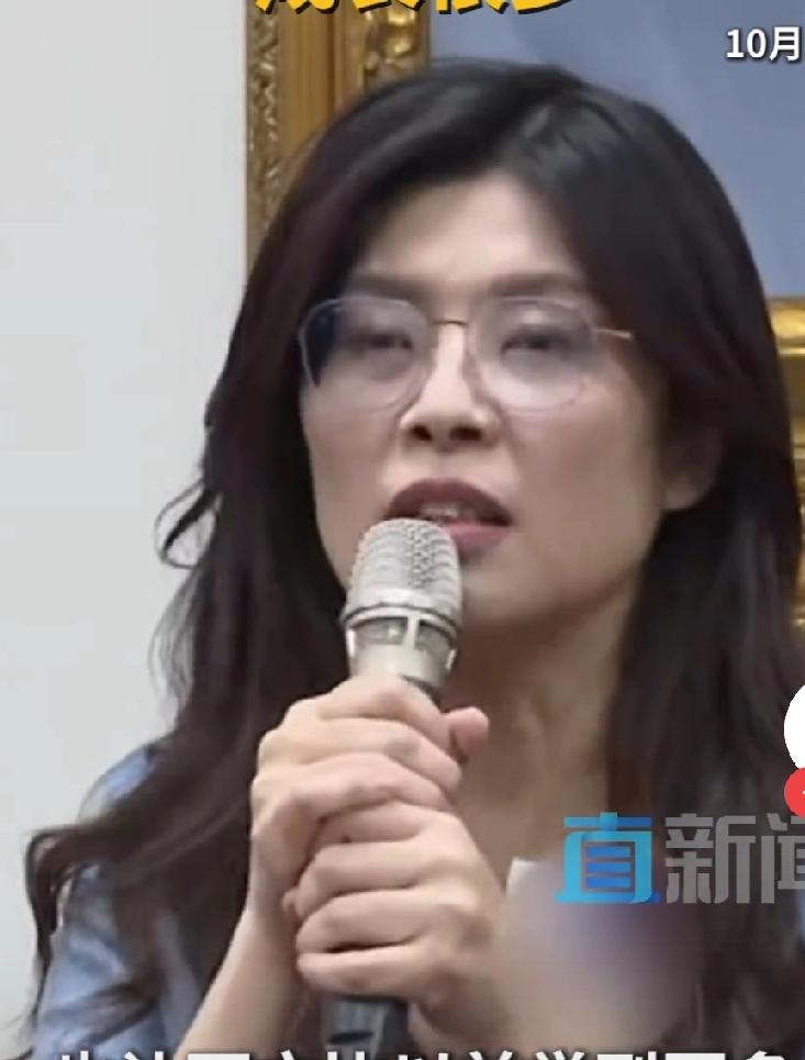  刚上任就放大招！郑丽文给