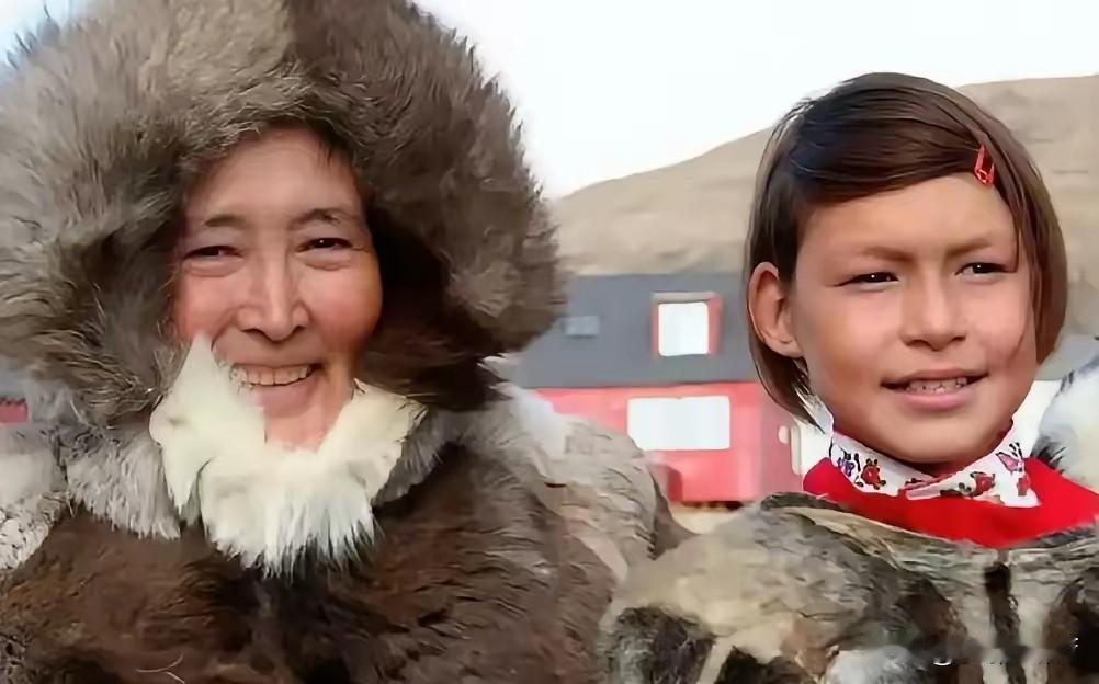 别被丹麦首相的眼泪骗了！上世纪60年代，丹麦政府干了件禽兽不如的事。超过450