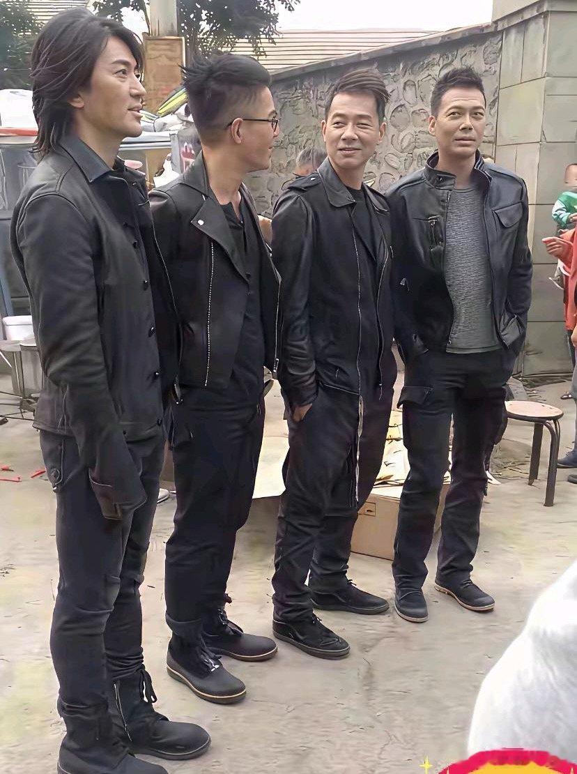 电视里看着好高啊！实际生活中这四个身高也就172左右吧？