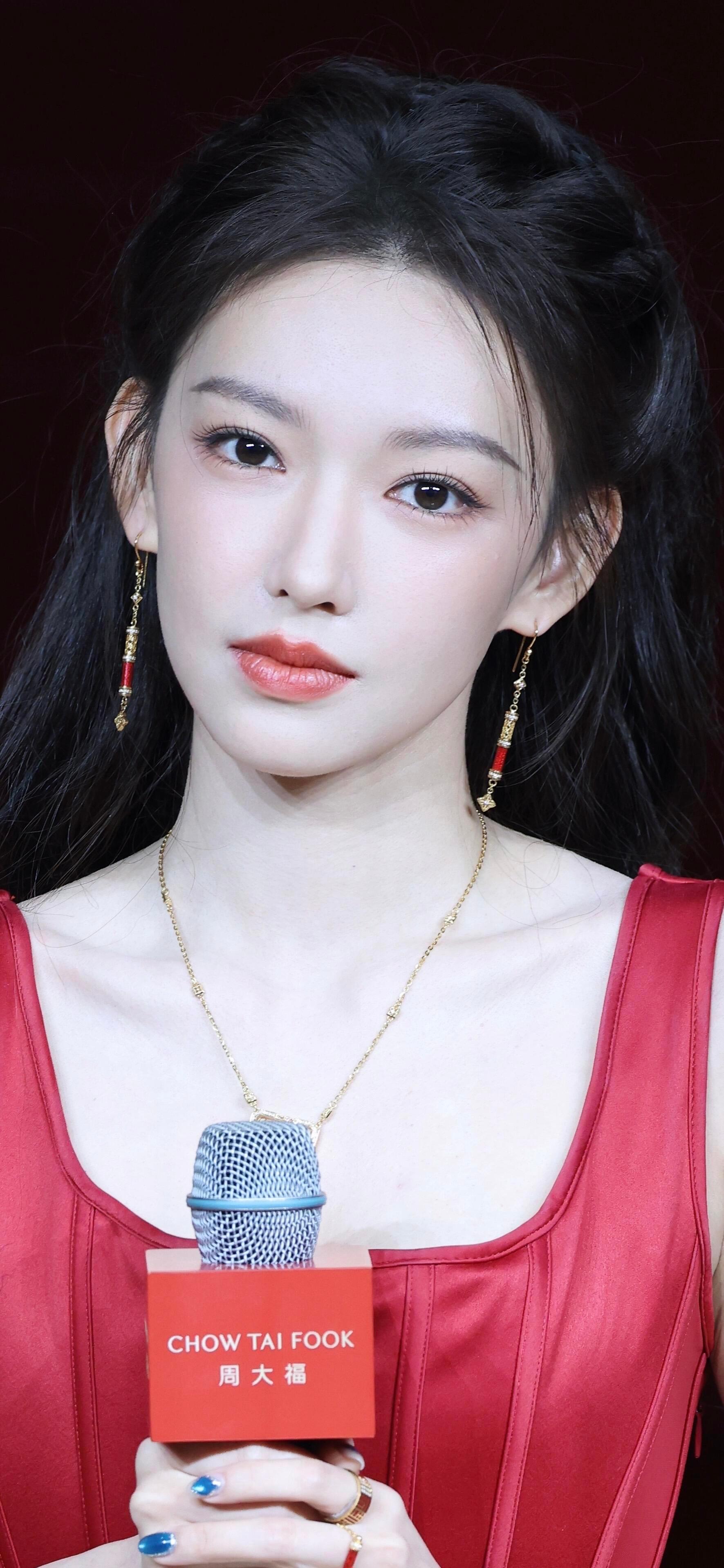 程潇纯欲东方美