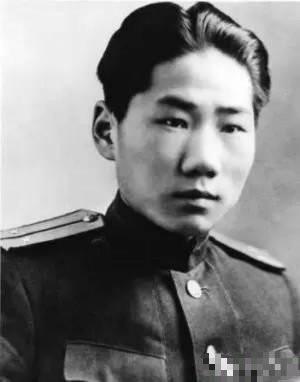 毛主席为何要派毛岸英去朝鲜？毛主席曾经亲口说出真相。1951年，毛主席与老友周世