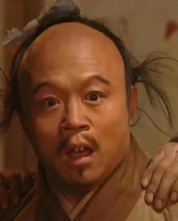 白日鼠白胜，也算梁山好汉？这智商太捉急了！劫生辰纲后，还不搬家，成堆的金银珠宝，