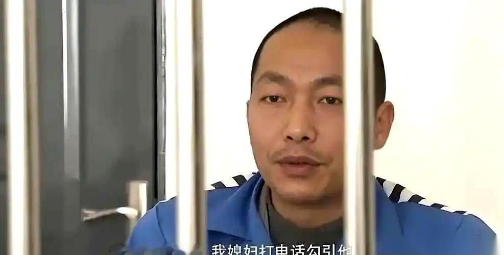 云南那个除夕夜提着冲锋枪灭门的男人，邵宗其，不是一时冲动。他为这场屠杀，足足准