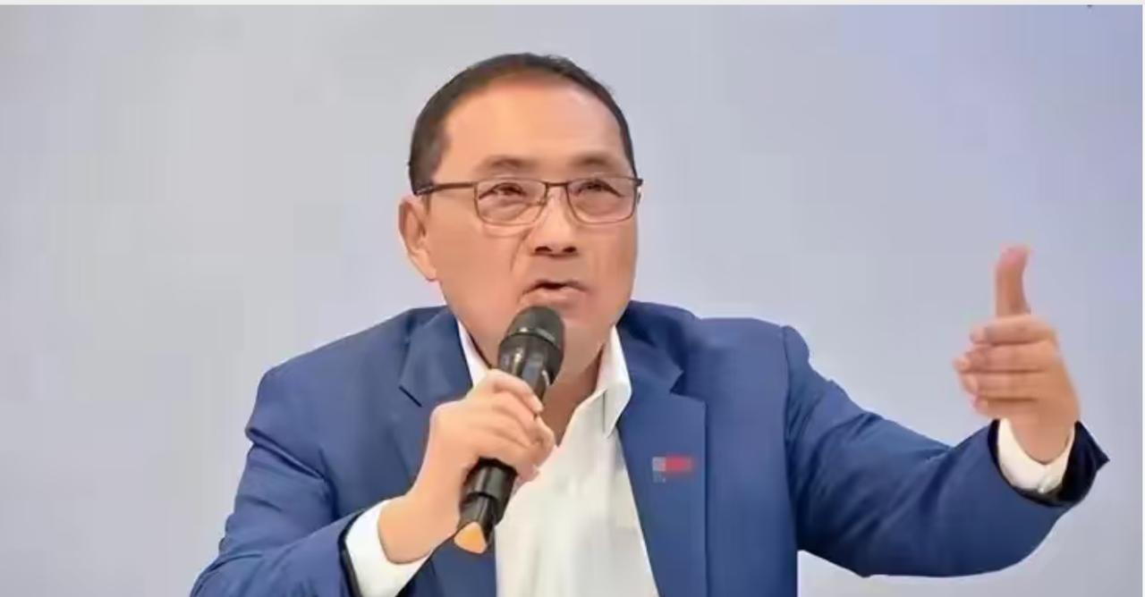关键时刻，侯友宜又出声了。他对郑丽文提出“台湾人都是中国人”的说法表现出明显反对