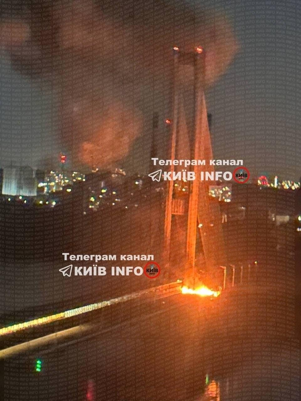 俄乌冲突全新纪录‌，俄军连续三日破坏基辅大桥：基辅交通瘫痪沦为前线！10月3日