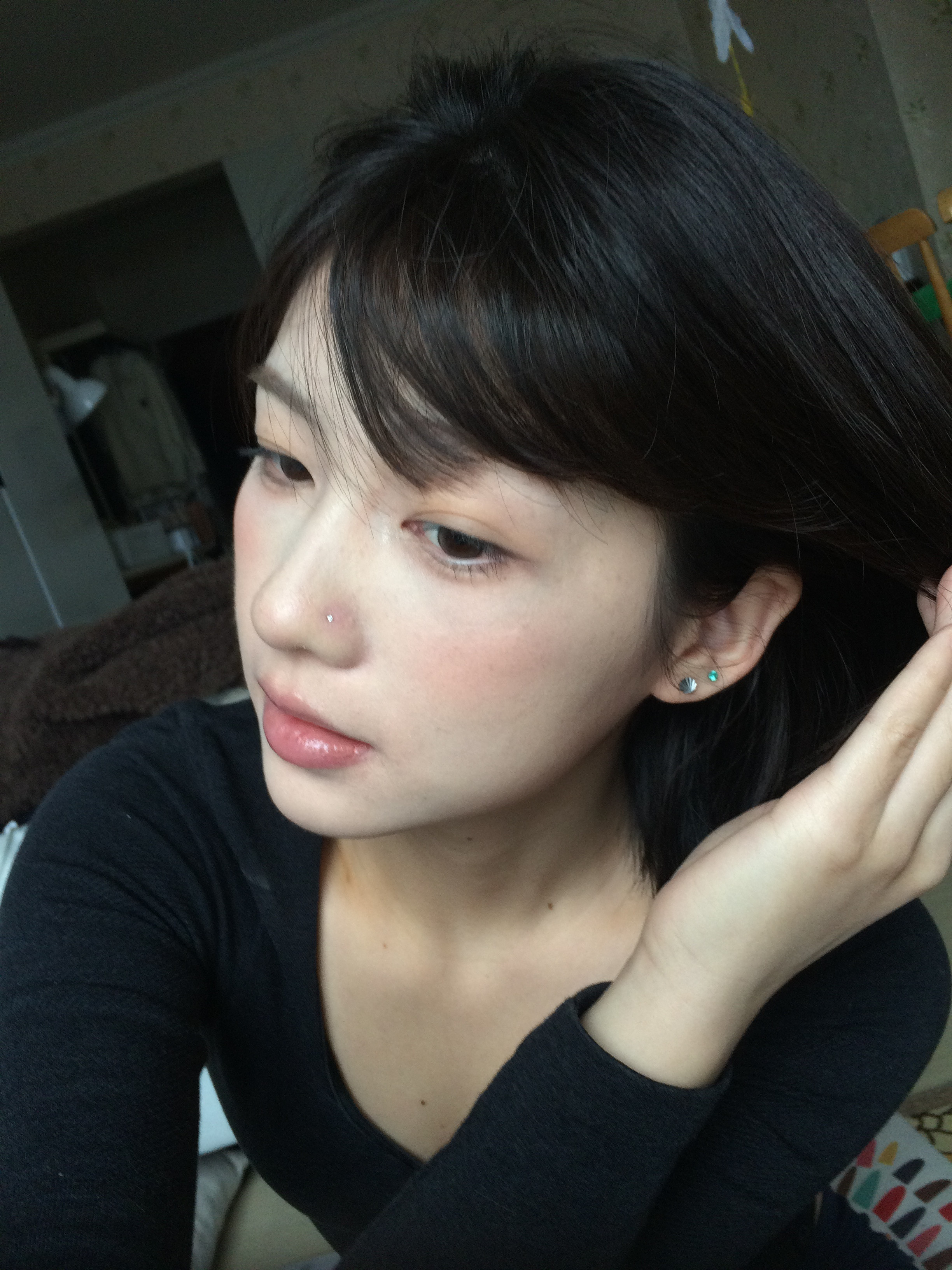 特大喜讯明天可以发这个妆教[大笑][大笑][大笑][大笑][大笑]​​​