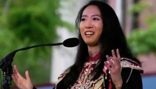美国不要的，中国也坚决不要！美国哈佛大学毕业典礼上，中国留学生蒋雨融曾经代表毕业