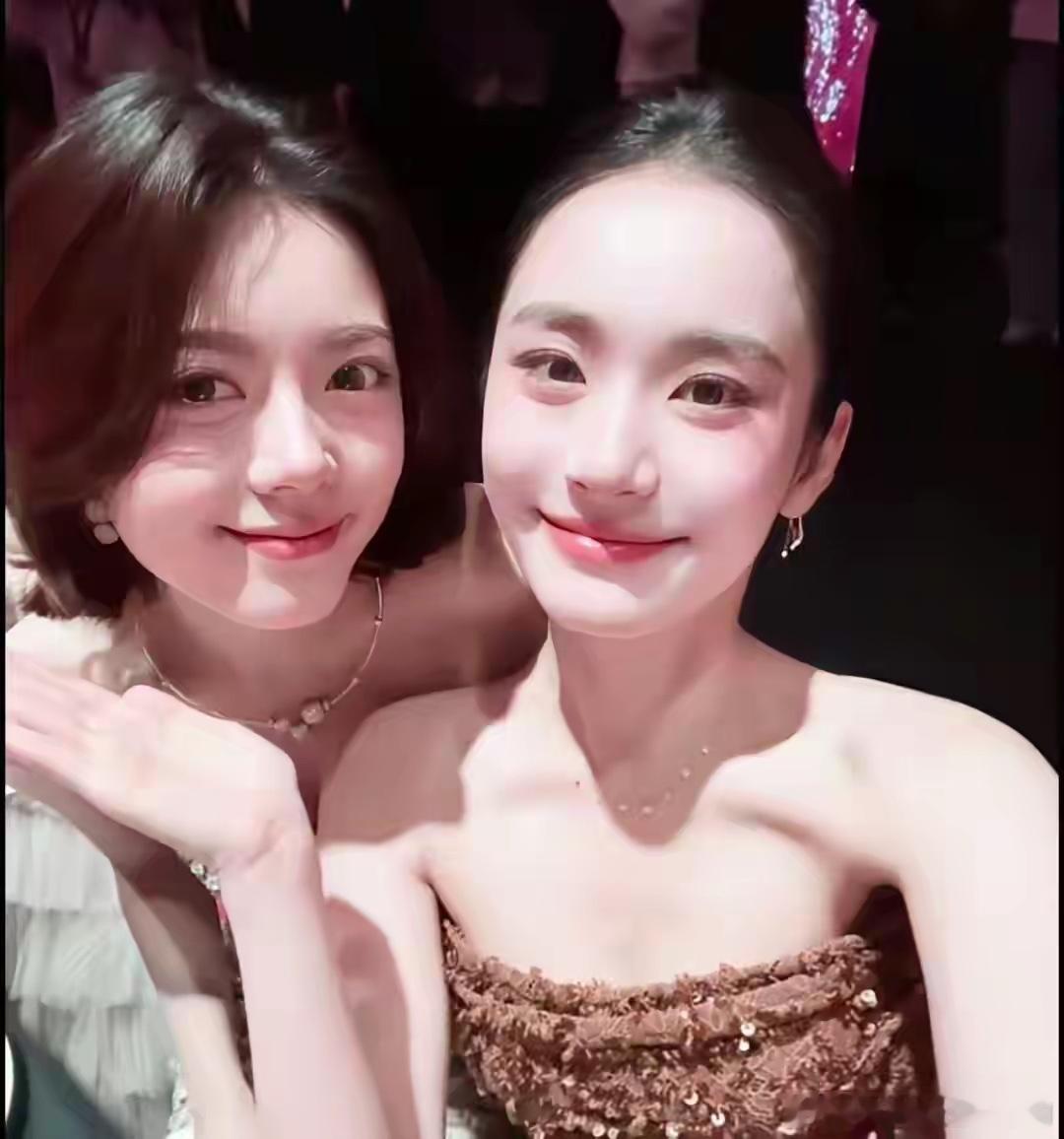 赵今麦在《开端》剧组最大的收获，不是片酬，而是“绑”走了导演的女儿。导演孙墨龙，