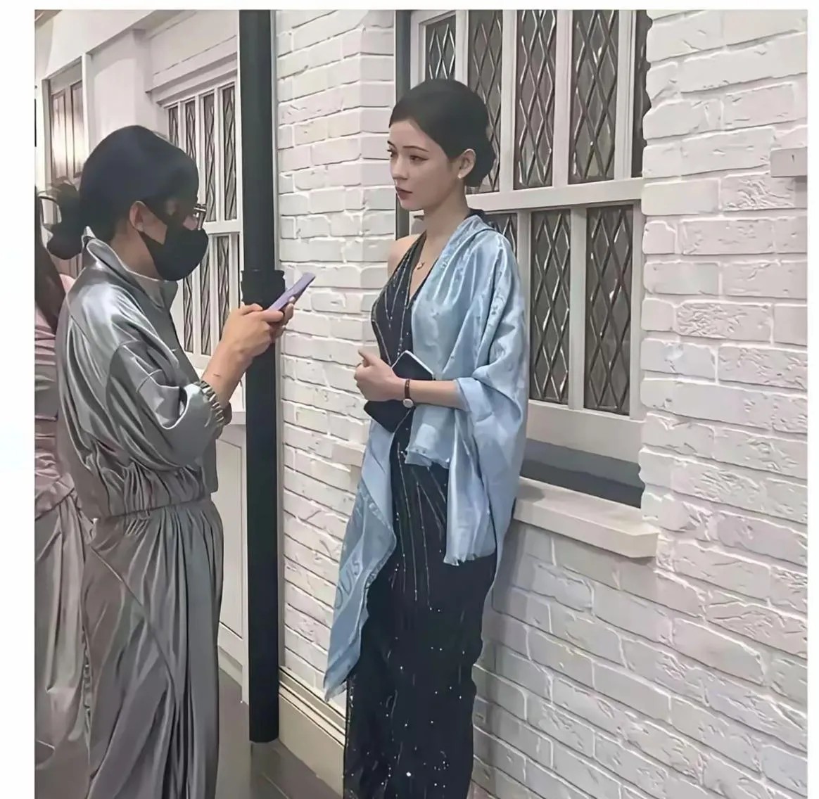 一个过冬天，一个过夏天
