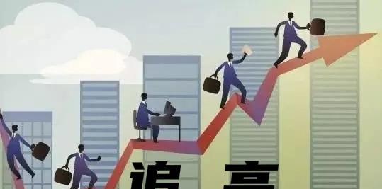 你就可劲拉吧，我就守着自己的滞涨股，坚决不当接盘侠！现在的市场，来来回回就那几个