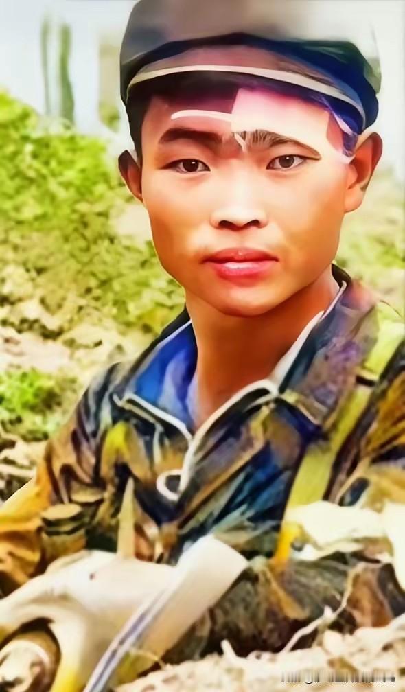 1984年7月12日清晨，老山前线的雾还没散，18岁的新兵小张突然捂