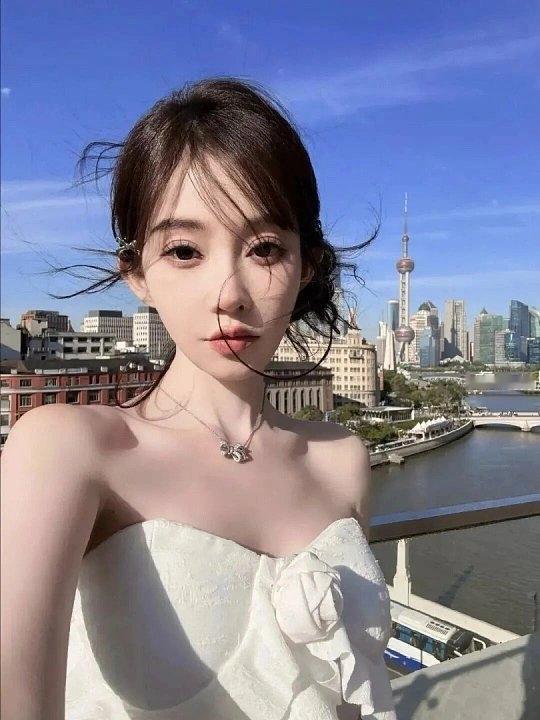 全网调侃十几年的“提莫一米五”，冯提莫终于说出真相，根源根本不是基因长久以来