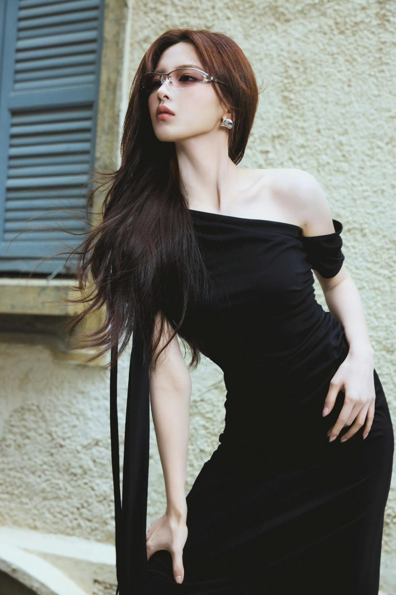 美得不要不要的😘杨超越