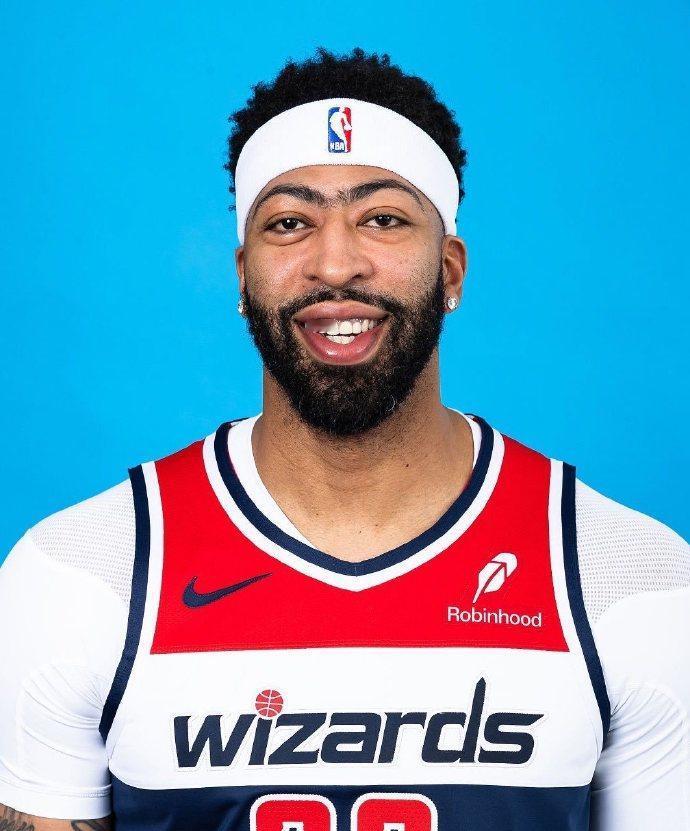 浓眉谈生涯剩余目标：1、征战NBA20个赛季2、拿下常规赛MVP3、当选年