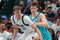 25届NBA3大新秀与24届对比，哪边更优秀？1、状元PK:25年第1顺位