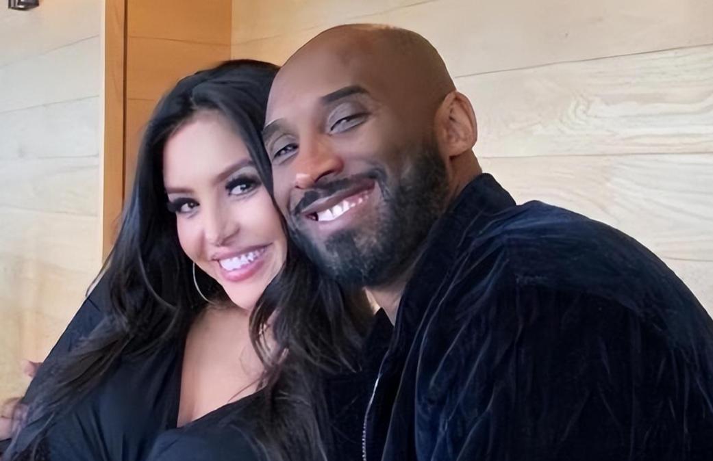 科比遗孀瓦妮莎，一个忠诚的节妇。丈夫意外离世让她痛到崩溃，内分泌紊乱胖到200