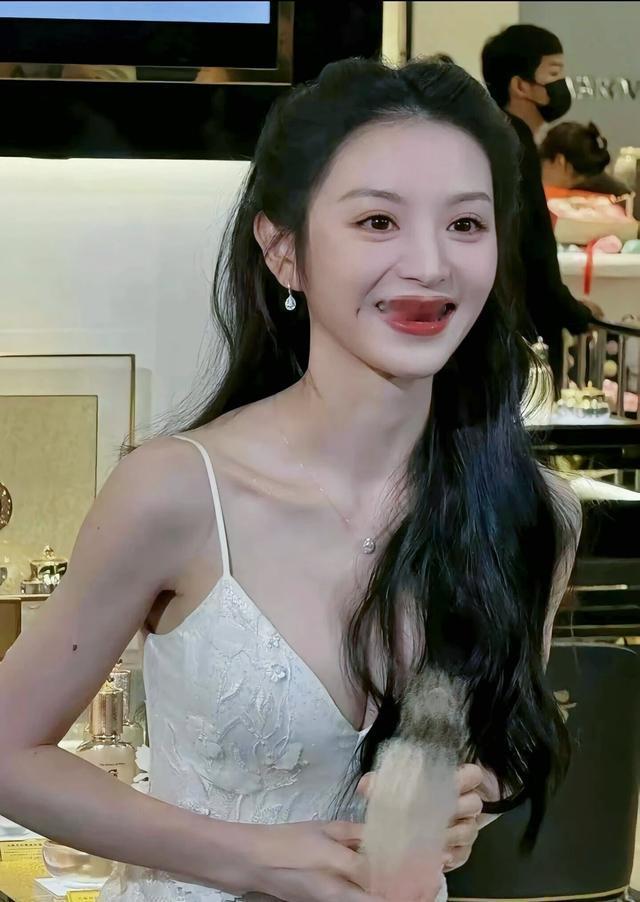 田曦薇身材这么好的吗