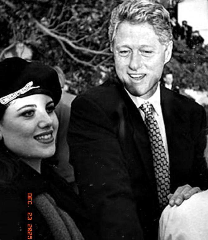 想杀我一千，我也要损你八百，大不了鱼死网破，美国要豁出去了！司法部文件里的照