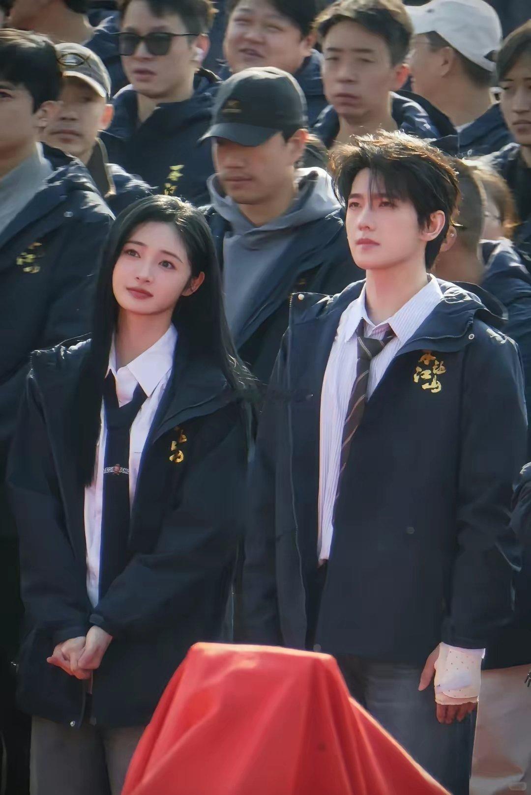 终于搞懂了，为啥周洁琼可以给杨洋做女主角？不是周洁琼从女团升咖了，而是因为在《不