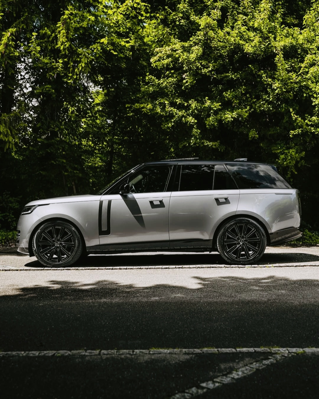 大揽胜的设计师去了奥迪？奥迪能不能翻身呢？LandRoverRangeRo